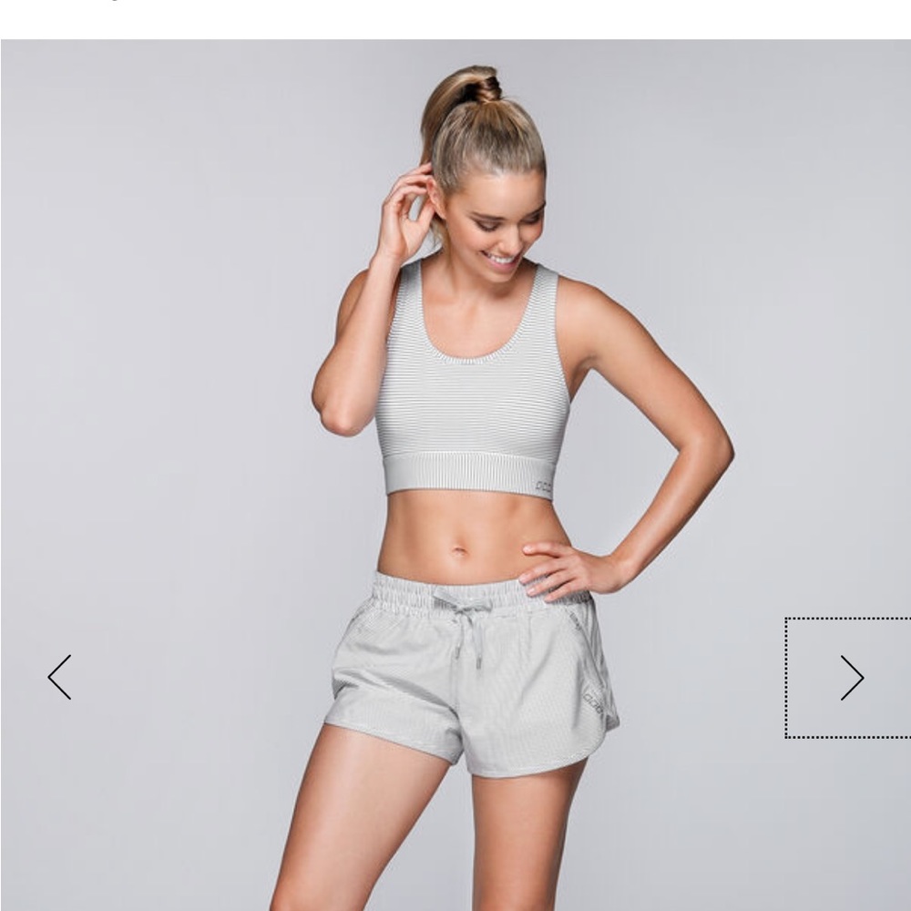 Lorna Jane Light Gray Ribbed Sports Bra